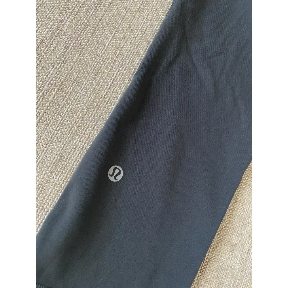 Lululemon Black Cropped Athletic Leggings High Rise Pockets Size 4